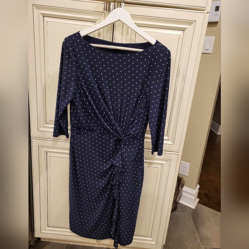 Dress - Picture 3 of 3